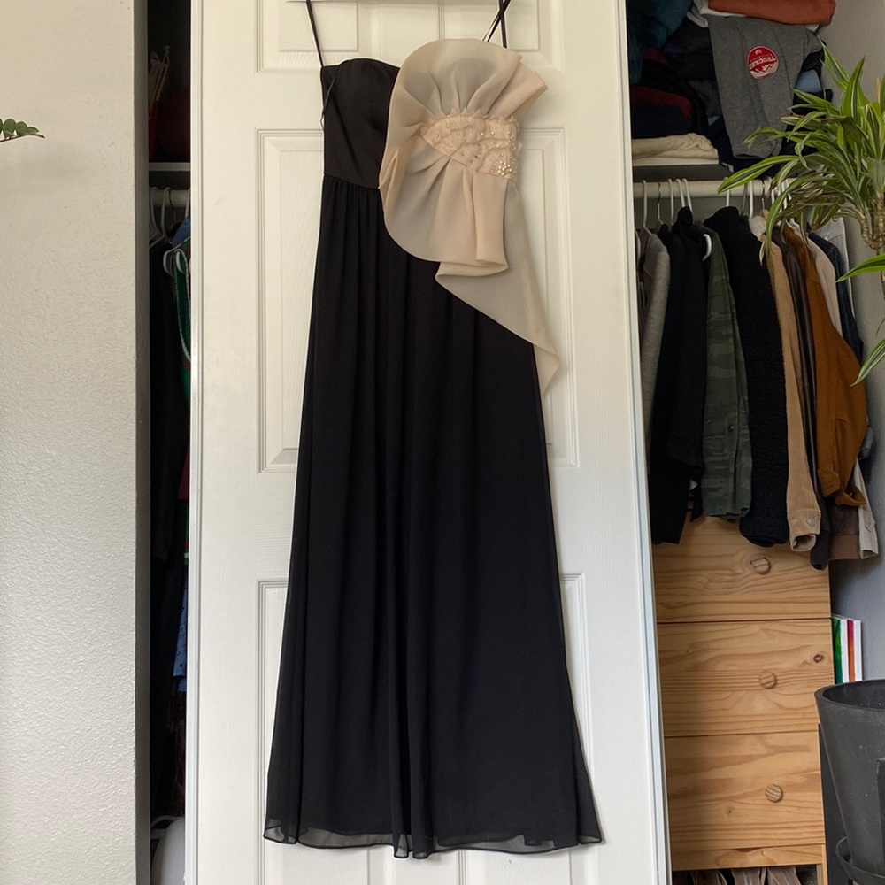 Max & Cleo Long Black Formal Dress with Cream/Pearl Pop